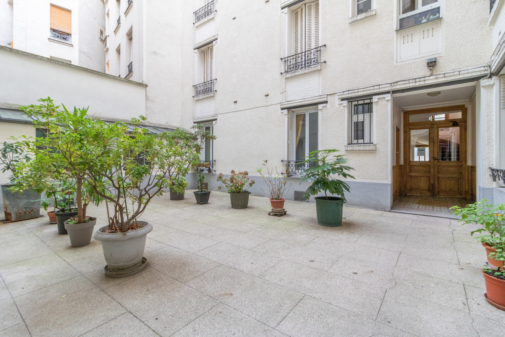 PARIS XV – SAINT-LAMBERT – APPARTEMENT