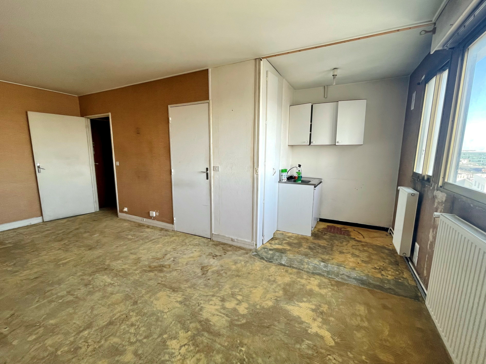 MONTROUGE – STUDIO – GRAND QUARTIER