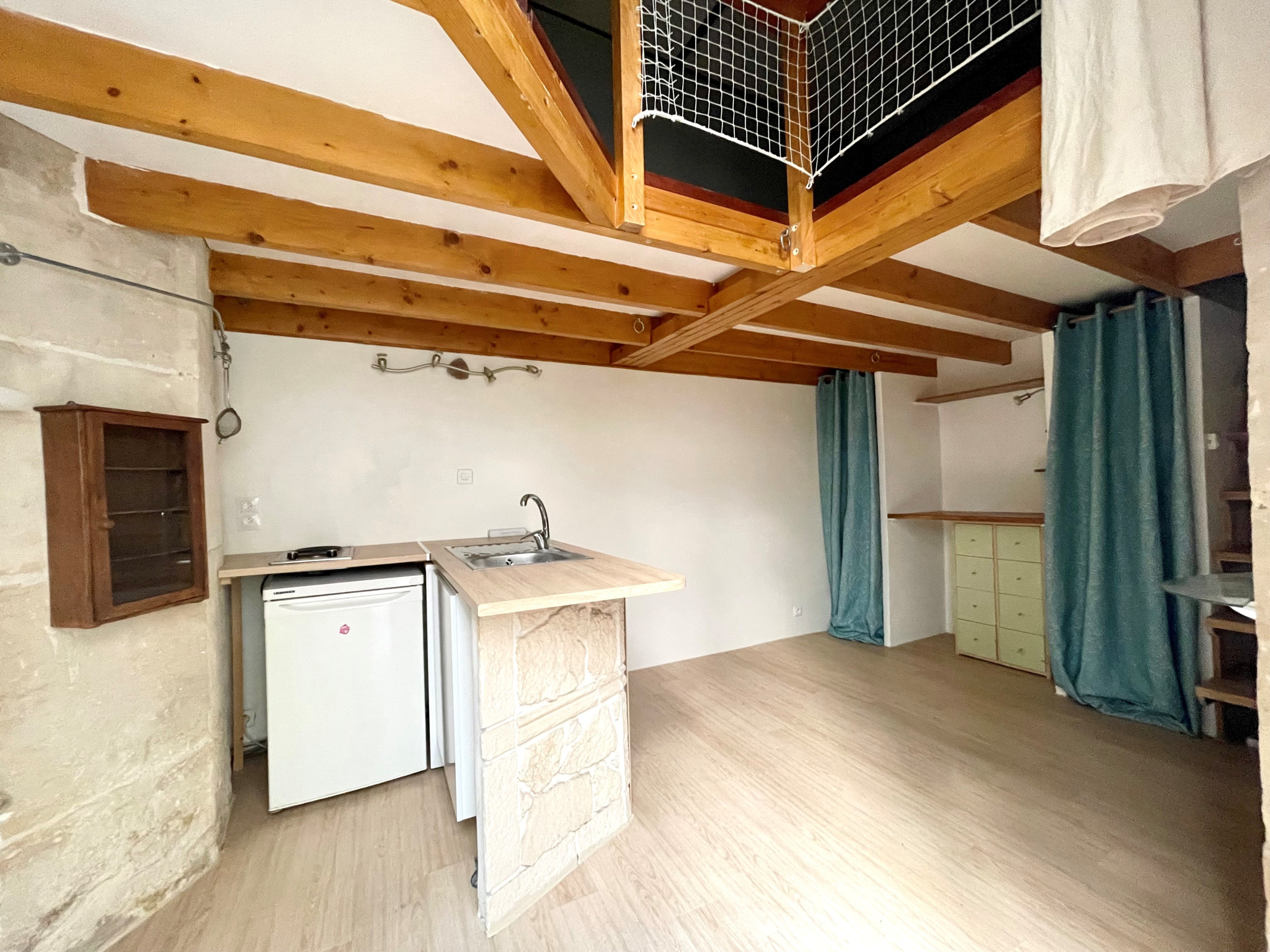 PARIS IX – FAUBOURG-MONTMARTRE – STUDIO